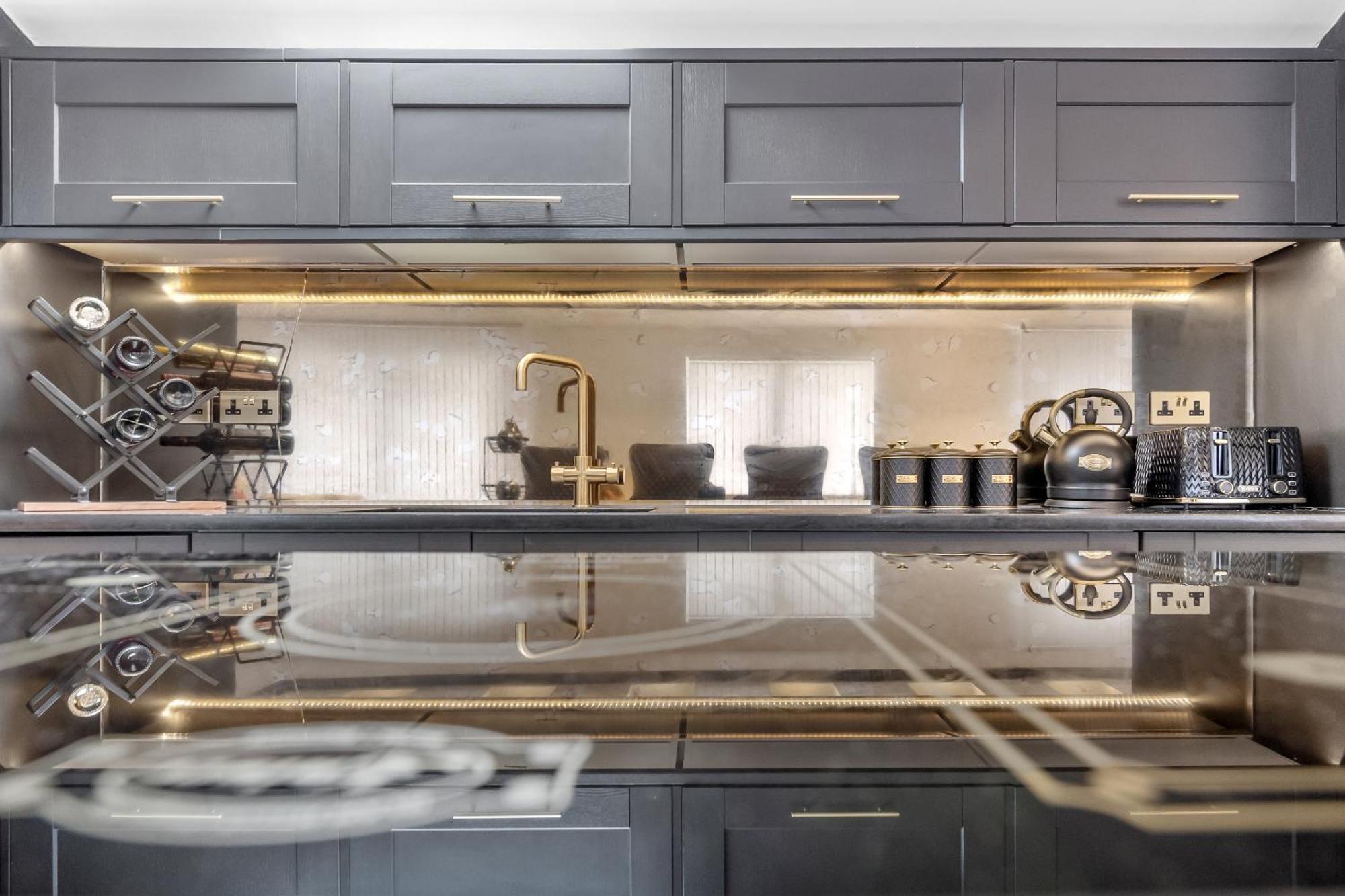 Billionaires 3 Bedroom Ultra Luxury Knightsbridge Hideaway By Harrods * Londra